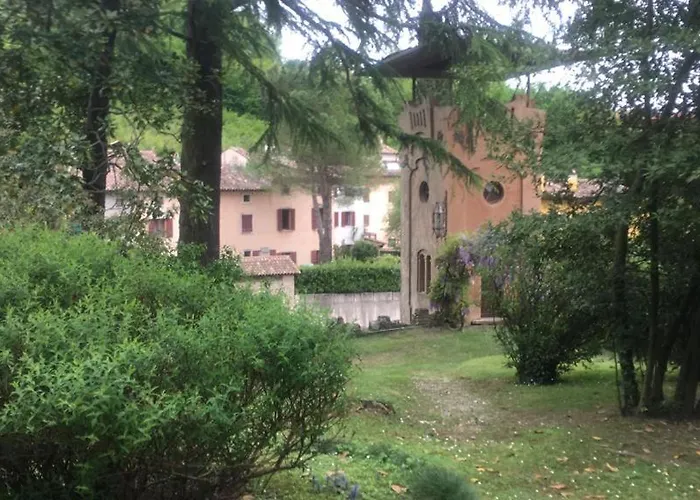 Monolocale In Villino Liberty